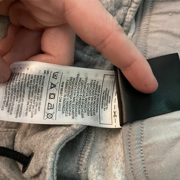 ADIDAS Fleece Jogger - heather grey (sz small) - Picture 8 of 9